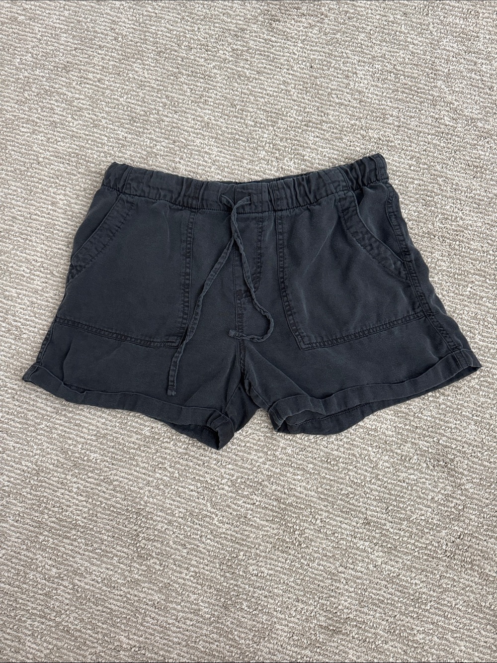 GAP Casual Black Pull On Lyocell Shorts Pockets Basic Summer Staple